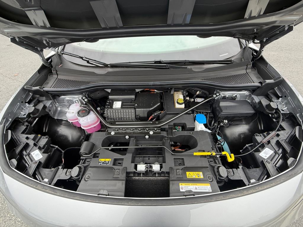 New 2025 Volkswagen ID.4 Pro image 21