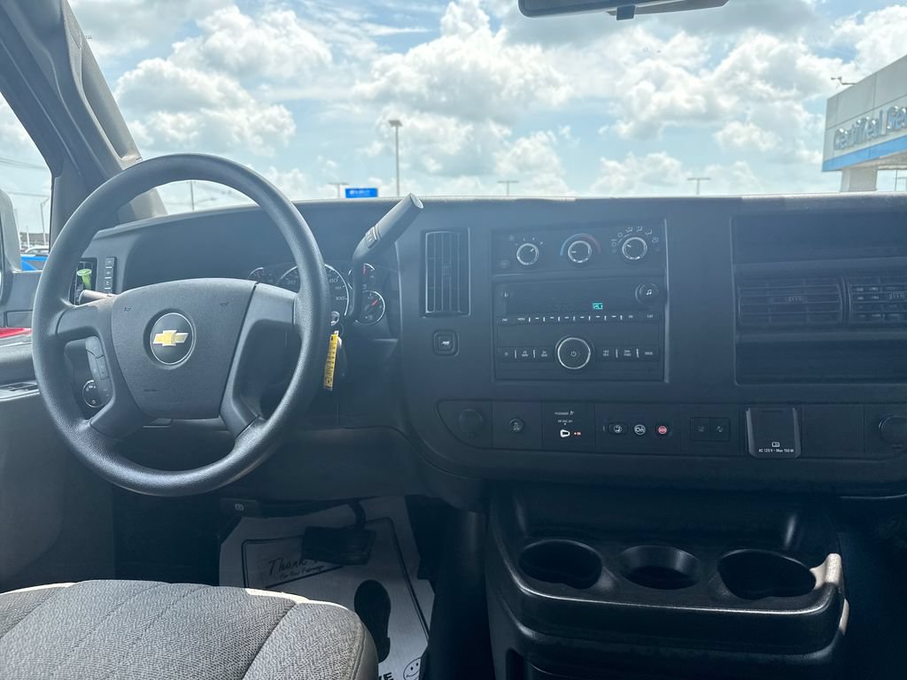 Used 2019 Chevrolet Express 3500 LT w/ LT Preferred Equipment Group RWD image 24