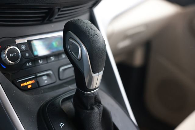 Used 2015 Ford Escape SE w/ Equipment Group 201A image 46