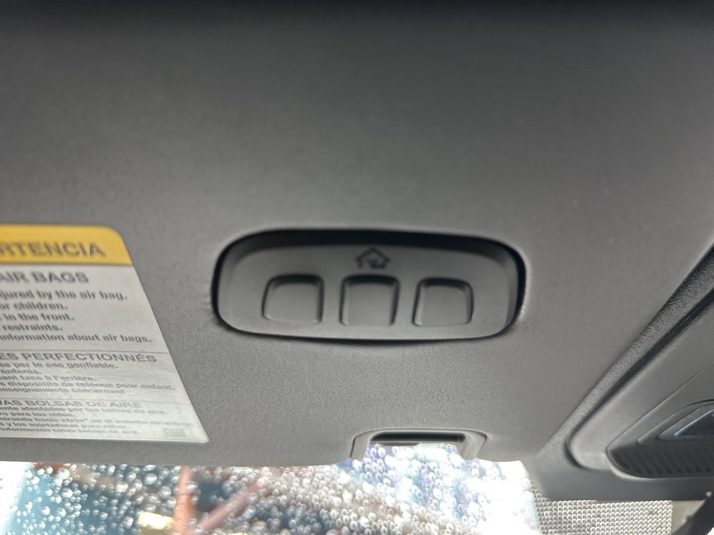 Used 2023 Ford Bronco Wildtrak image 25