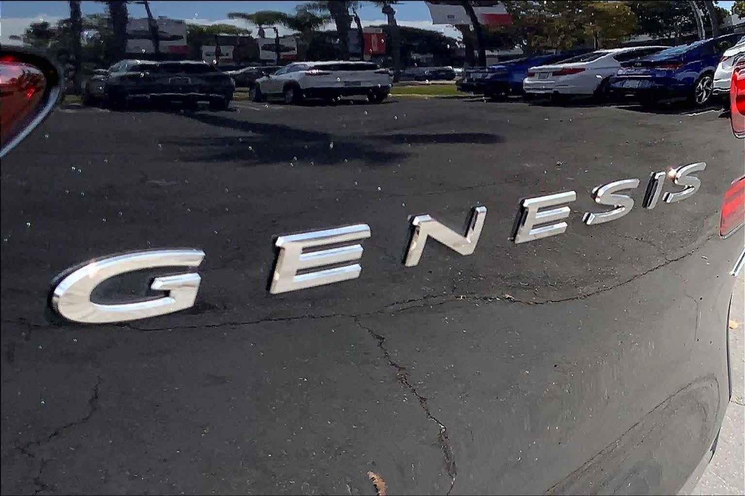 Used 2025 Genesis GV70 2.5T w/ Advanced Package AWD/4WD image 30