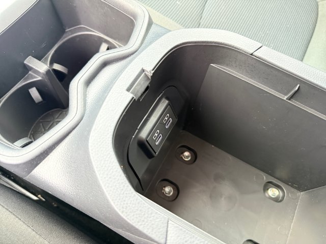 Used 2025 Toyota RAV4 LE FWD image 19