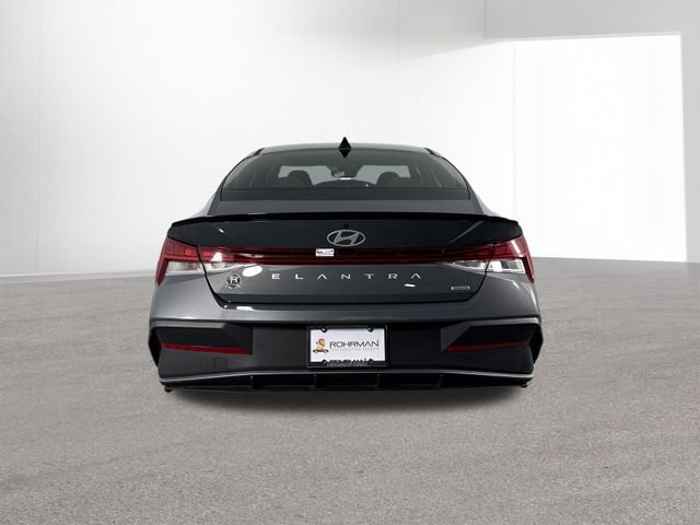 New 2026 Hyundai Elantra Sport image 5
