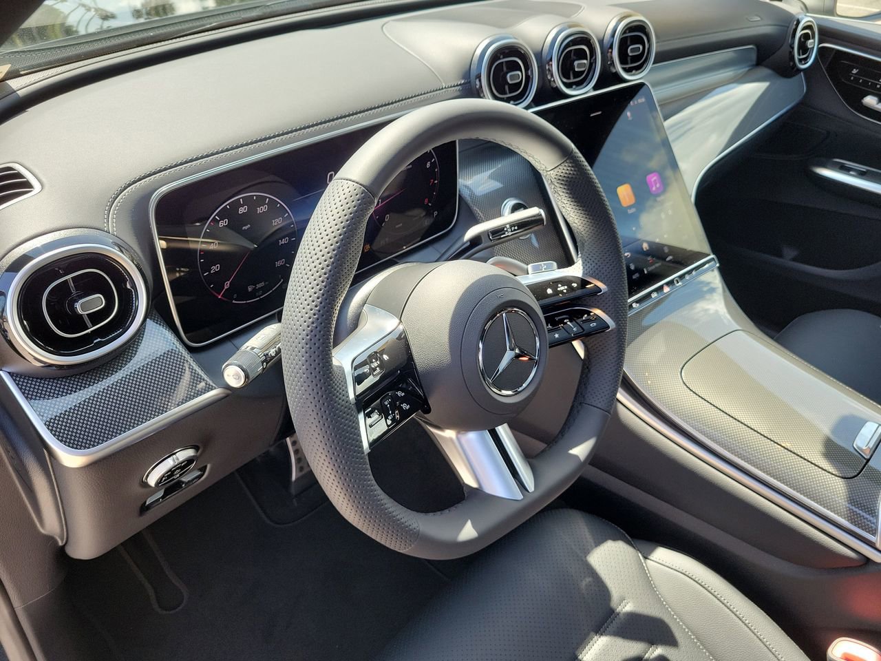 New 2026 Mercedes-Benz GLC 300 image 23