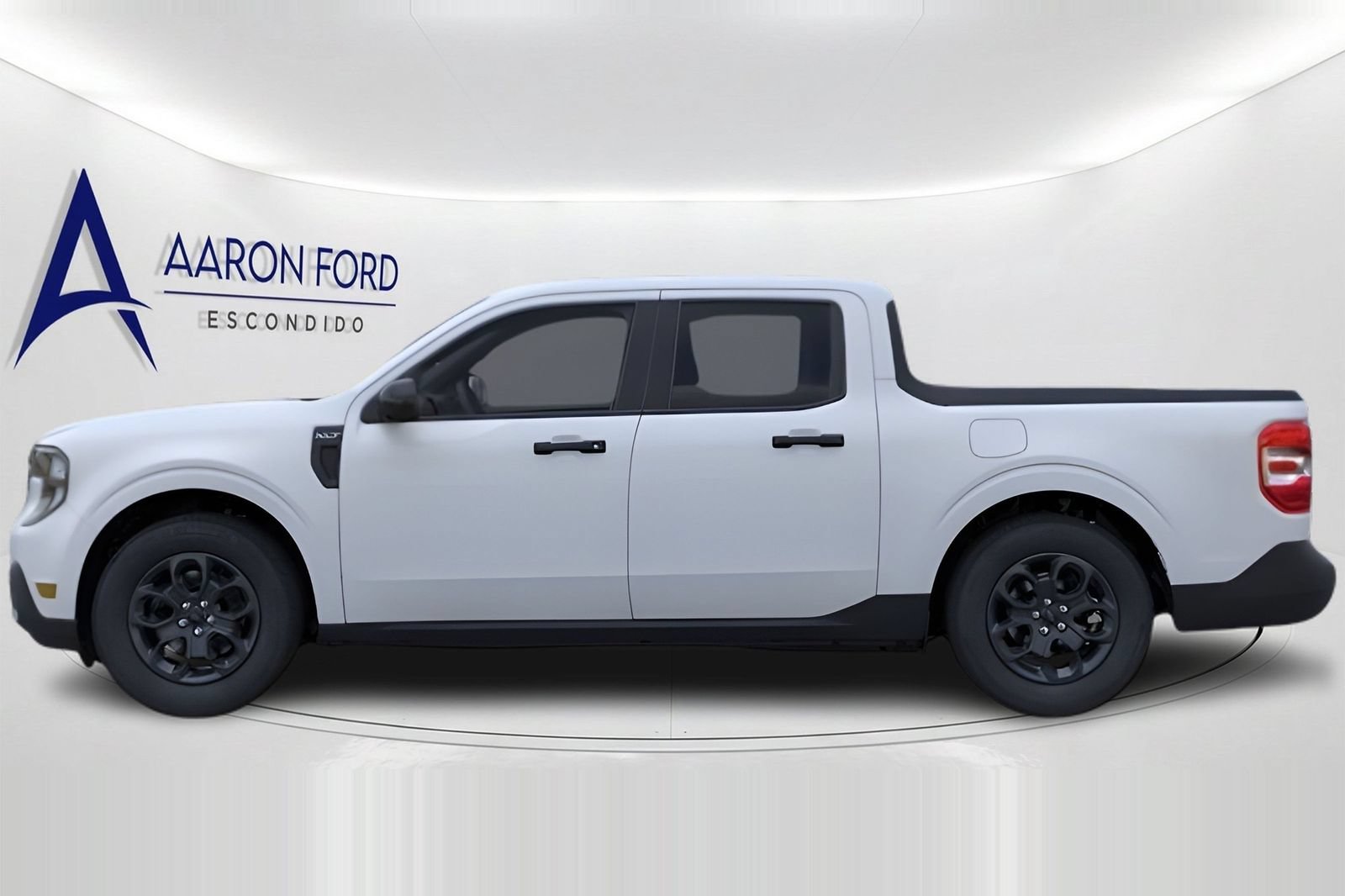 New 2026 Ford Maverick XLT w/ XLT Luxury Package AWD/4WD image 3