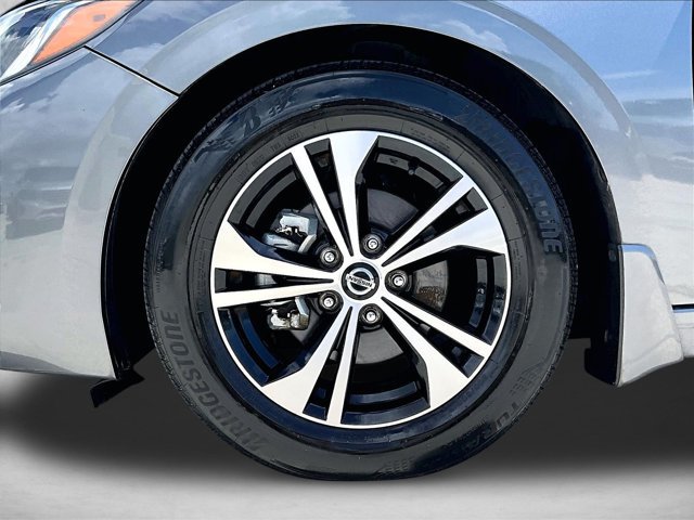 Used 2021 Nissan Sentra SV w/ Lighting Package FWD image 10