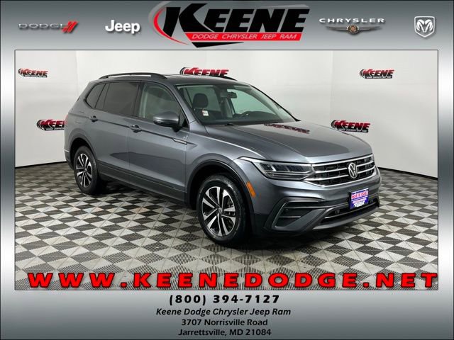 Used 2022 Volkswagen Tiguan S image 1