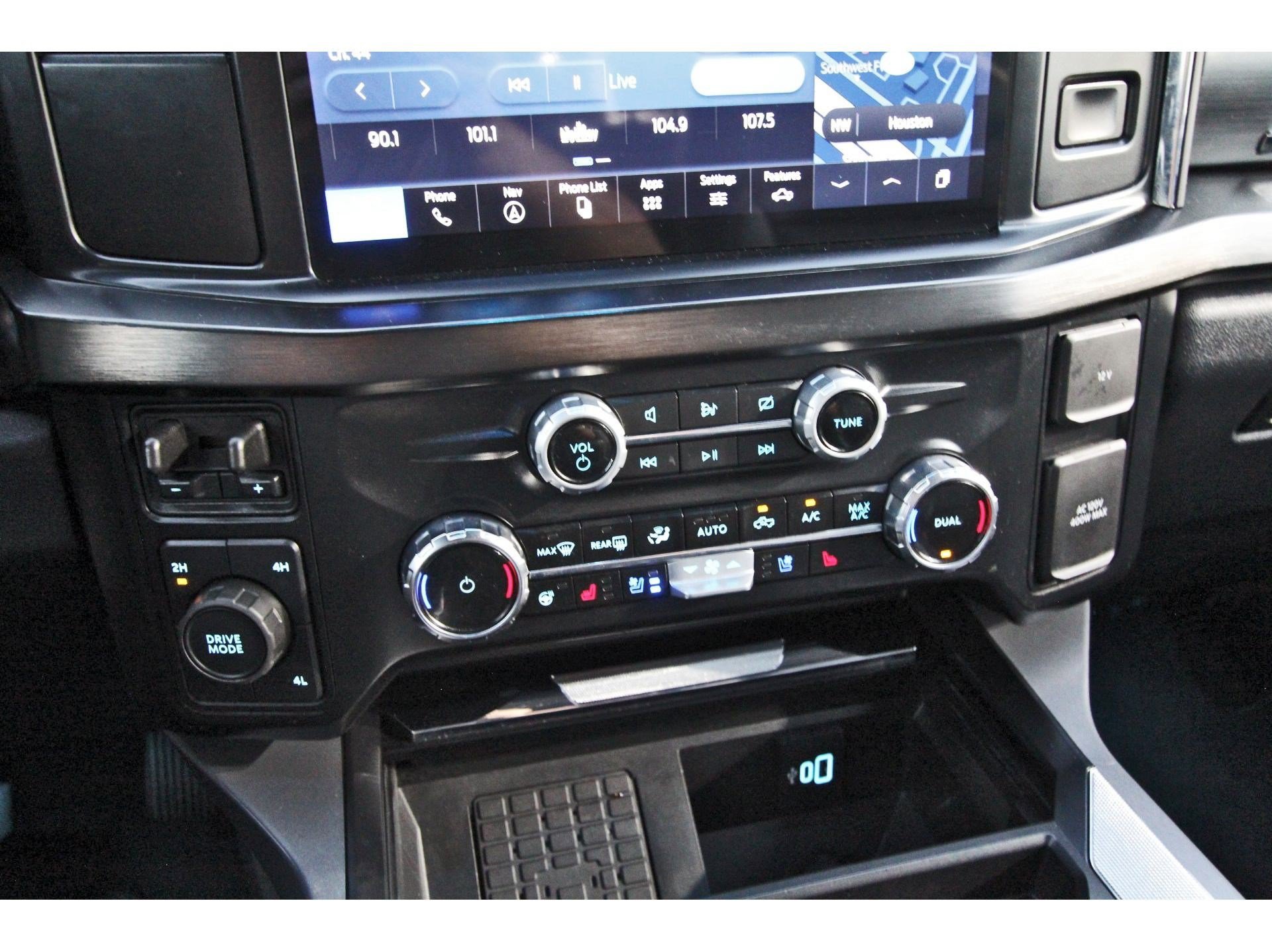 Used 2024 Ford F250 Lariat w/ Sport Appearance Package AWD/4WD image 29