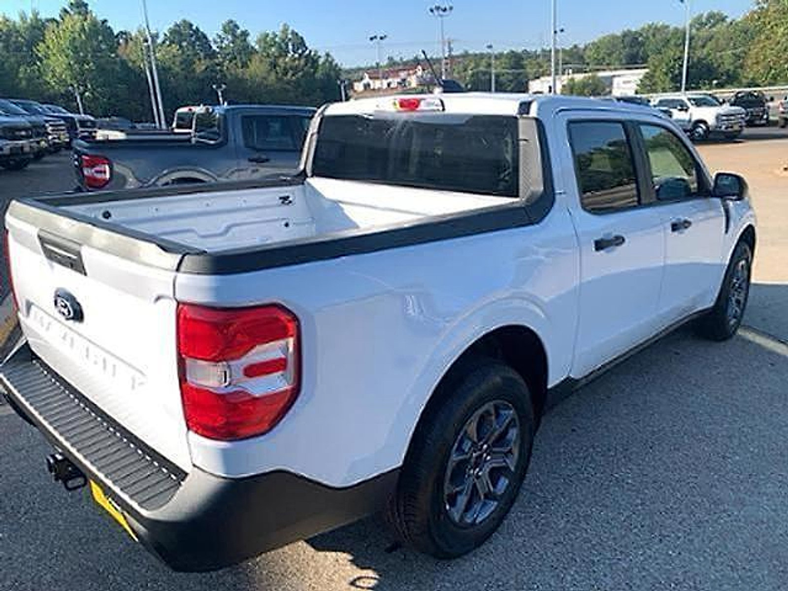 Used 2025 Ford Maverick XLT w/ Equipment Group 302A image 7