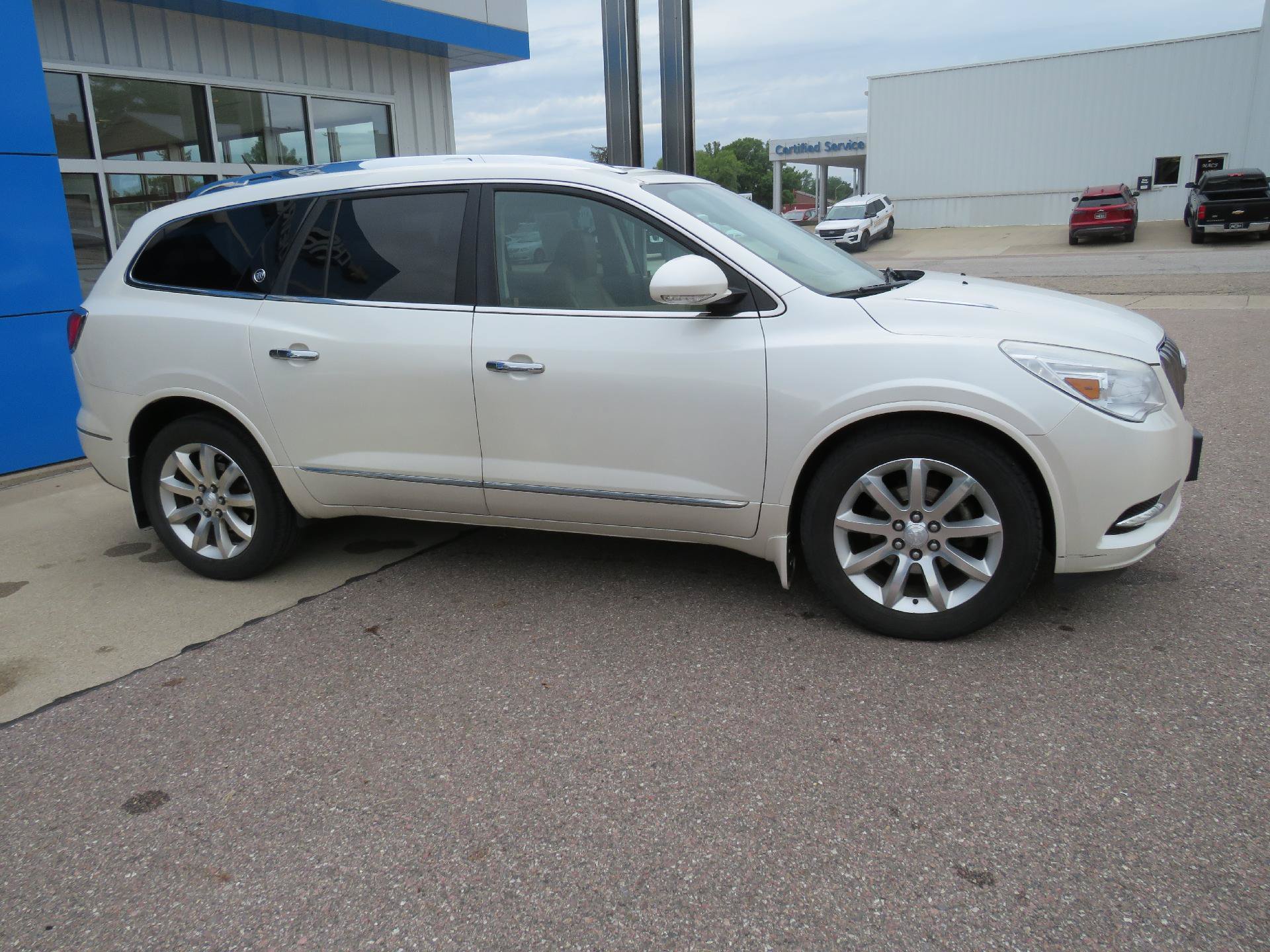 Used 2014 Buick Enclave Premium w/ Trailering Provision Package AWD/4WD image 15