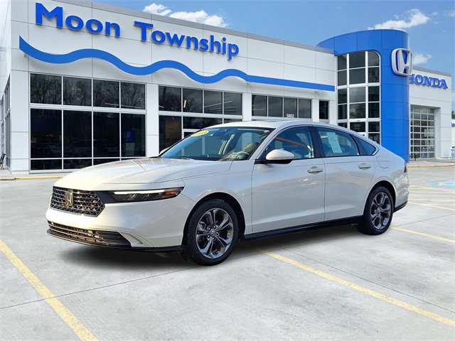 Used 2023 Honda Accord EX image 3