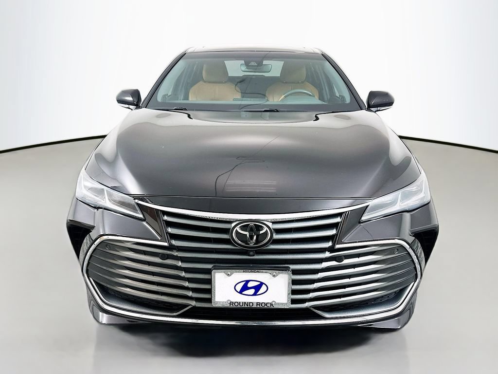 Used 2019 Toyota Avalon Limited w/ Advanced Safety Package FWD image 2