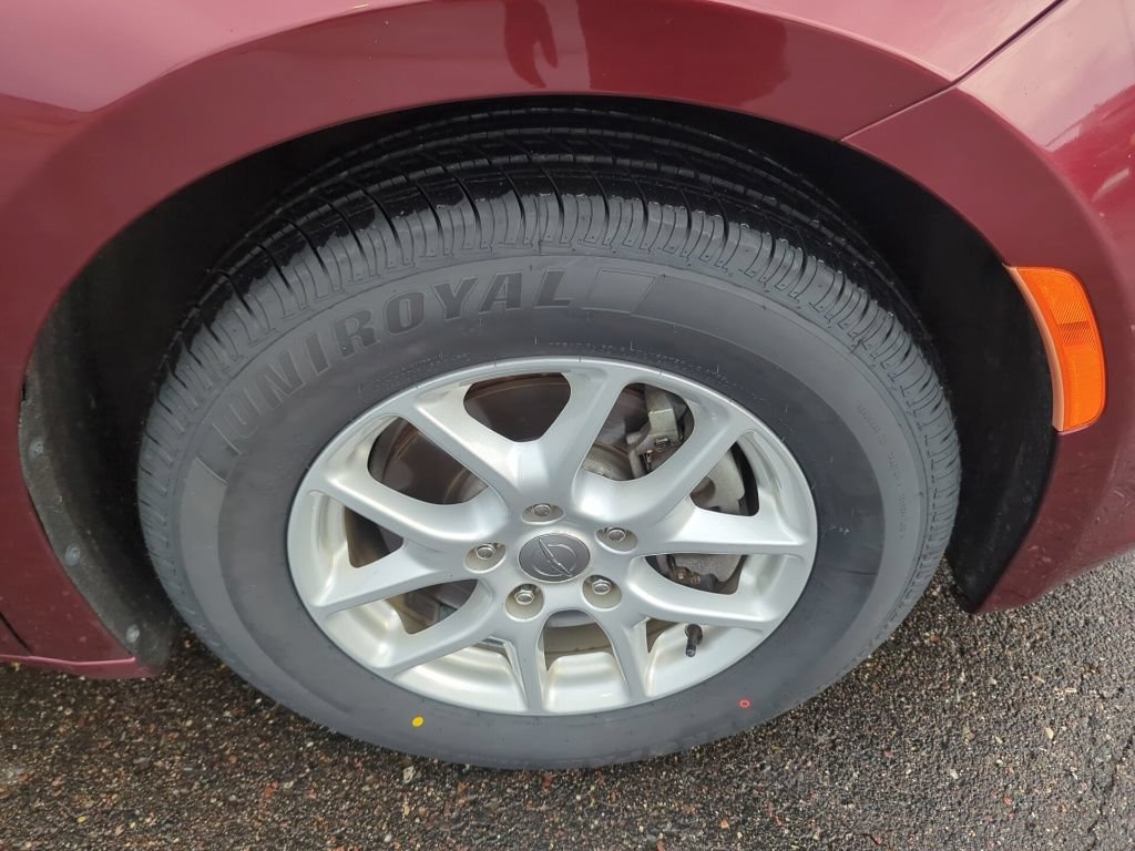 Used 2017 Chrysler Pacifica Touring Plus FWD image 9