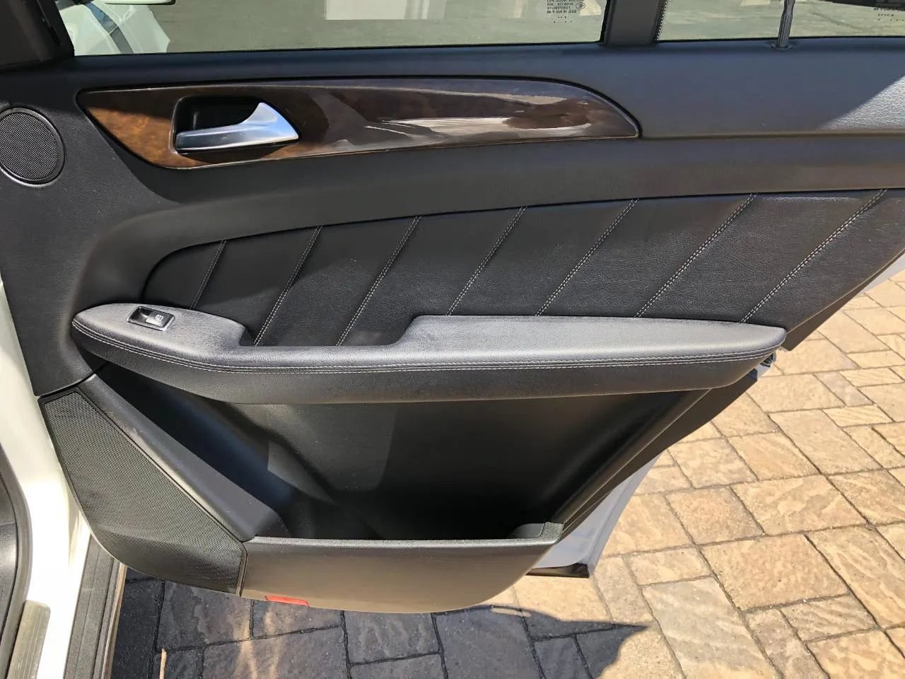 Used 2015 Mercedes-Benz GL 450 4MATIC image 38