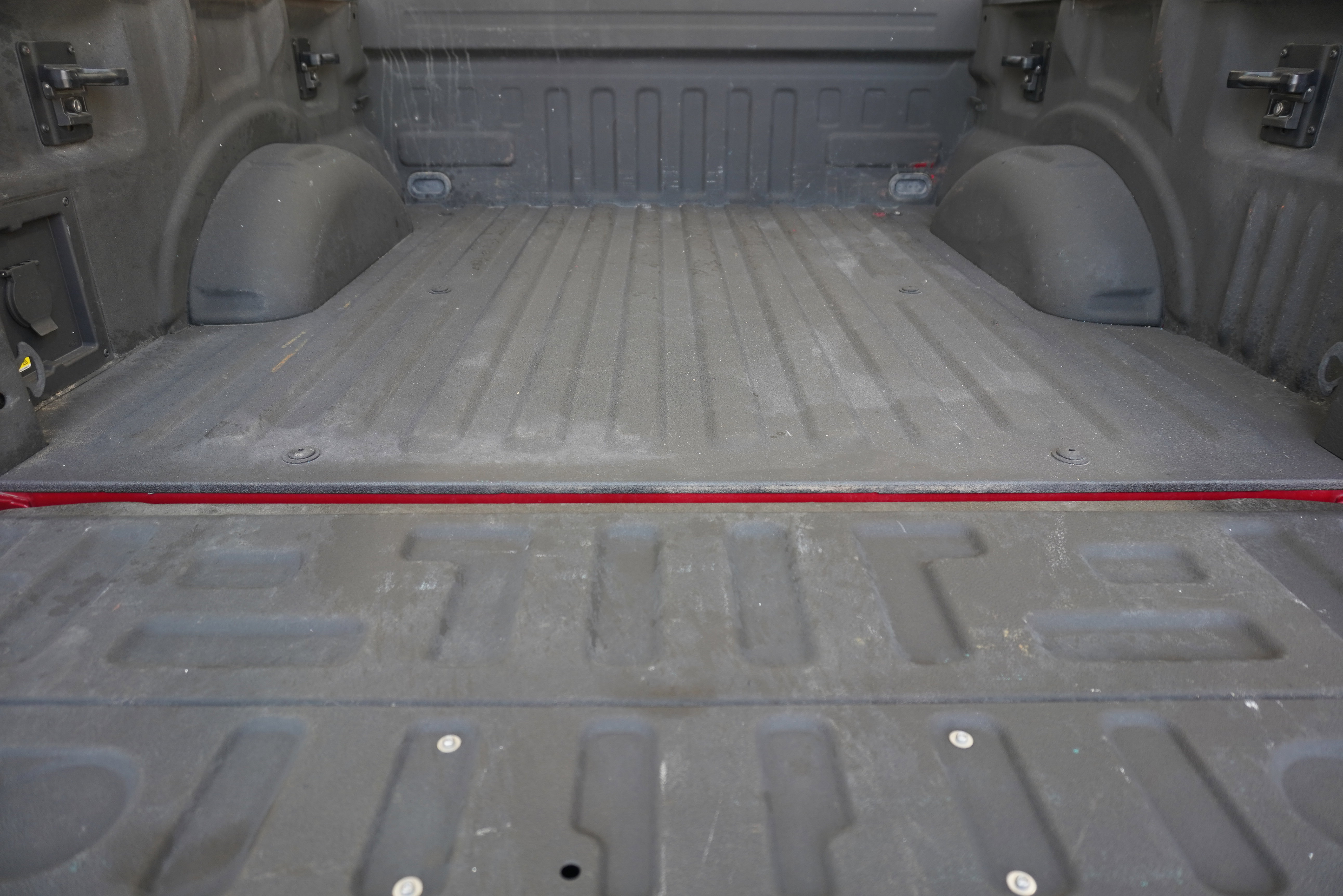 Used 2022 Ford F150 Raptor image 24