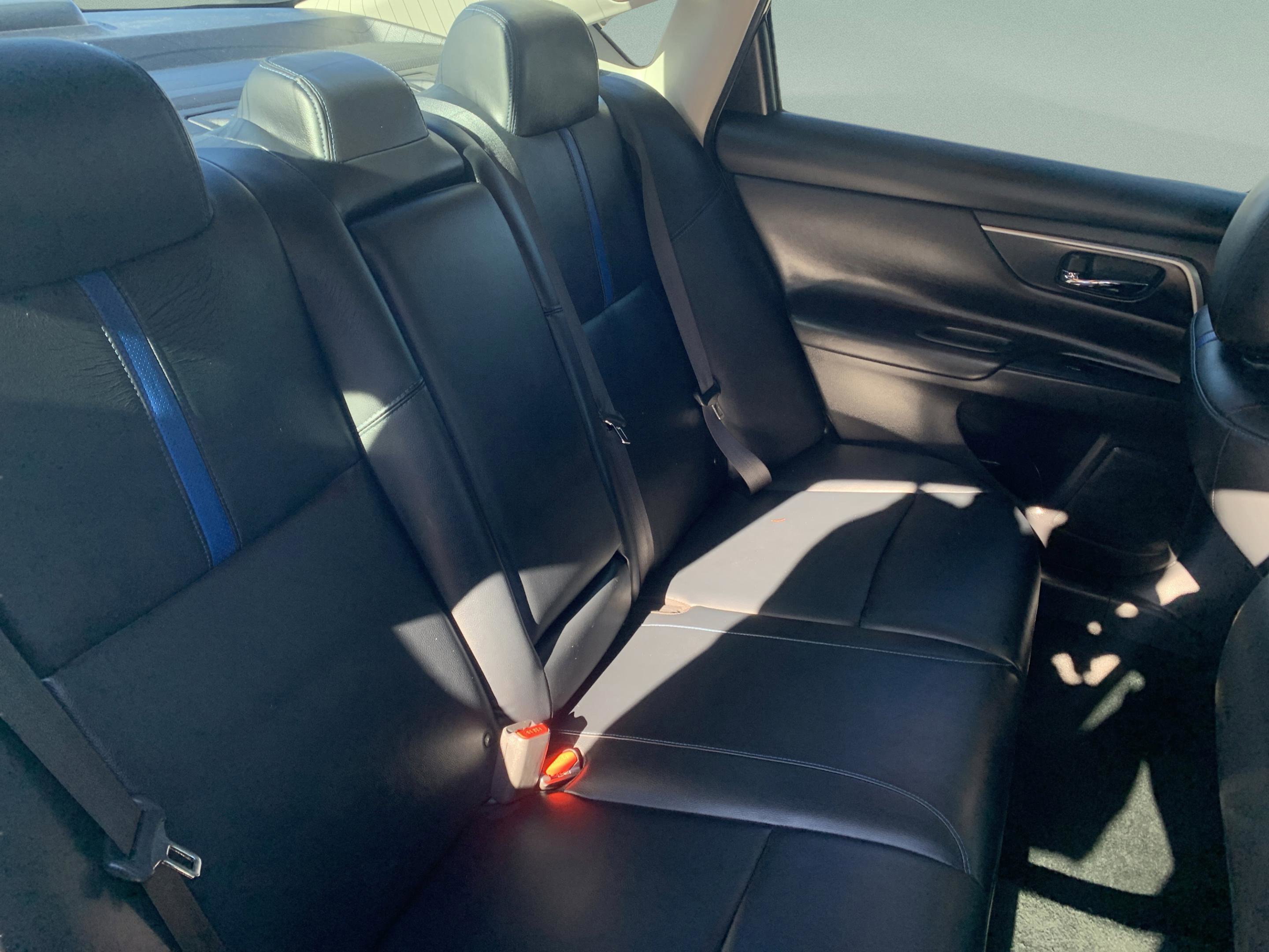 Used 2018 Nissan Altima 2.5 SR w/ SR Special Edition image 18