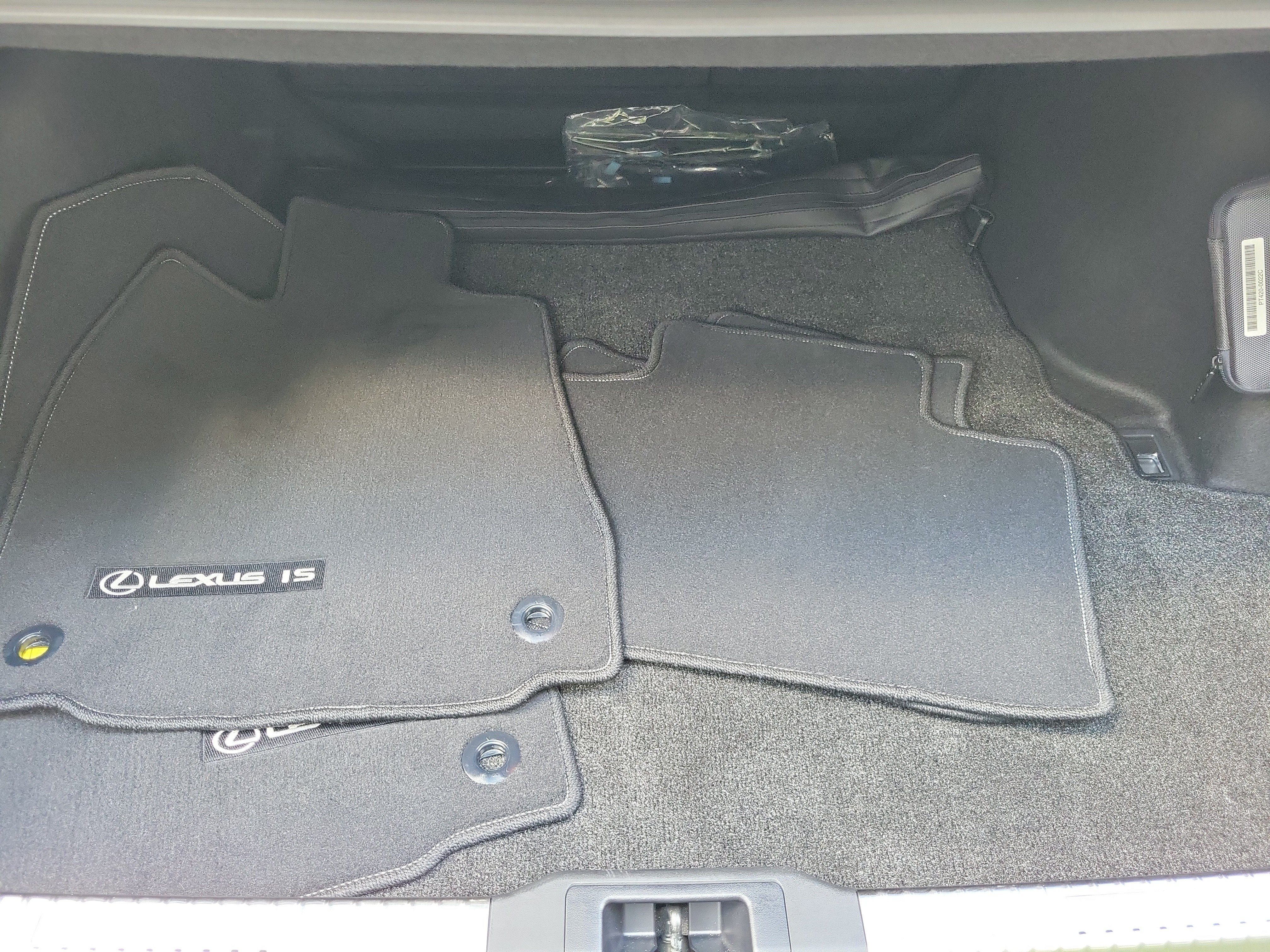 Used 2024 Lexus IS 350 F Sport w/ Accessory Package 2 RWD image 8