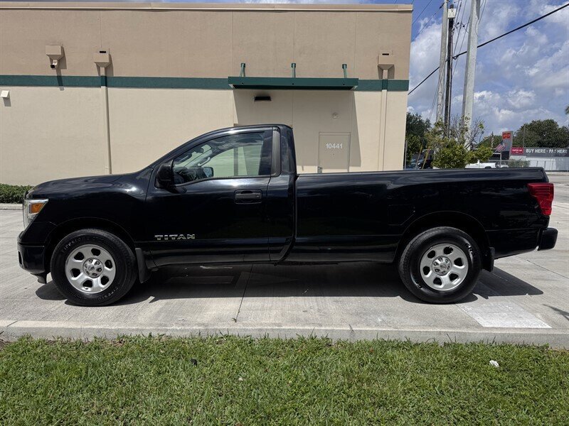 Used 2017 Nissan Titan S RWD image 8