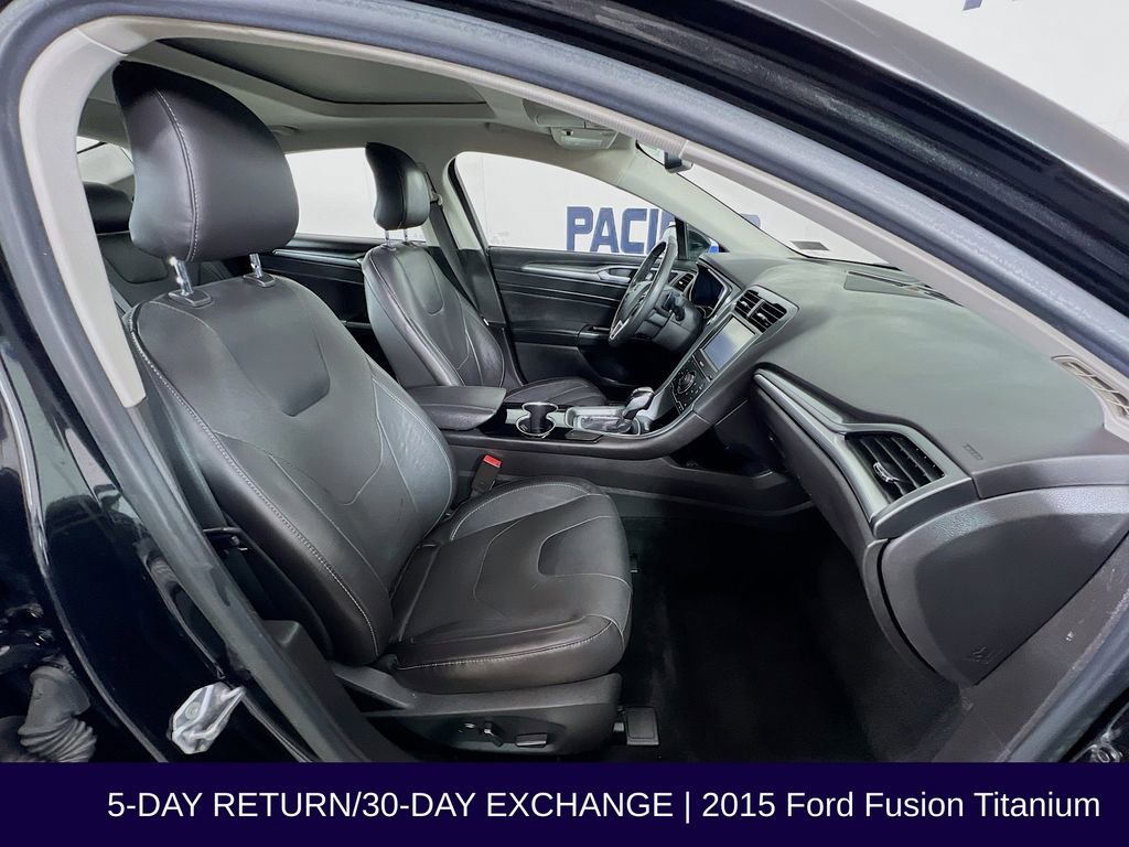 Used 2015 Ford Fusion Titanium image 32