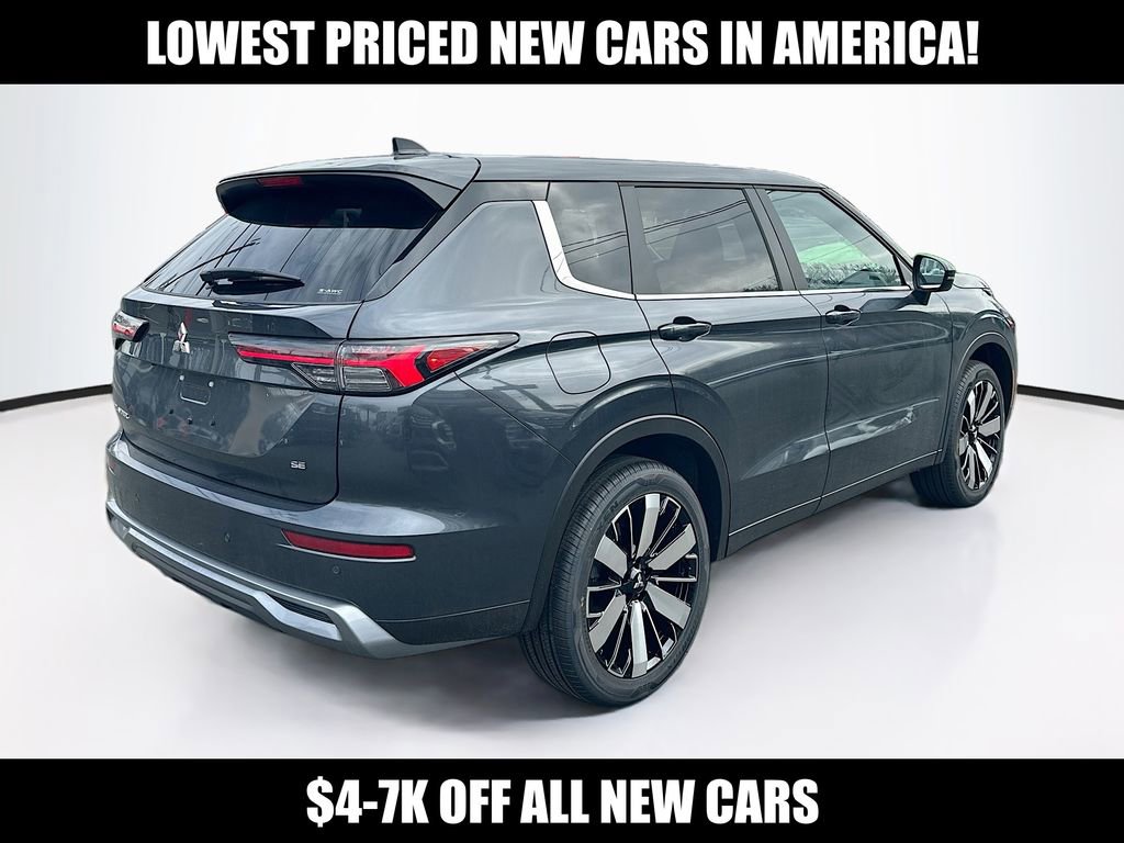 New 2026 Mitsubishi Outlander SE image 7