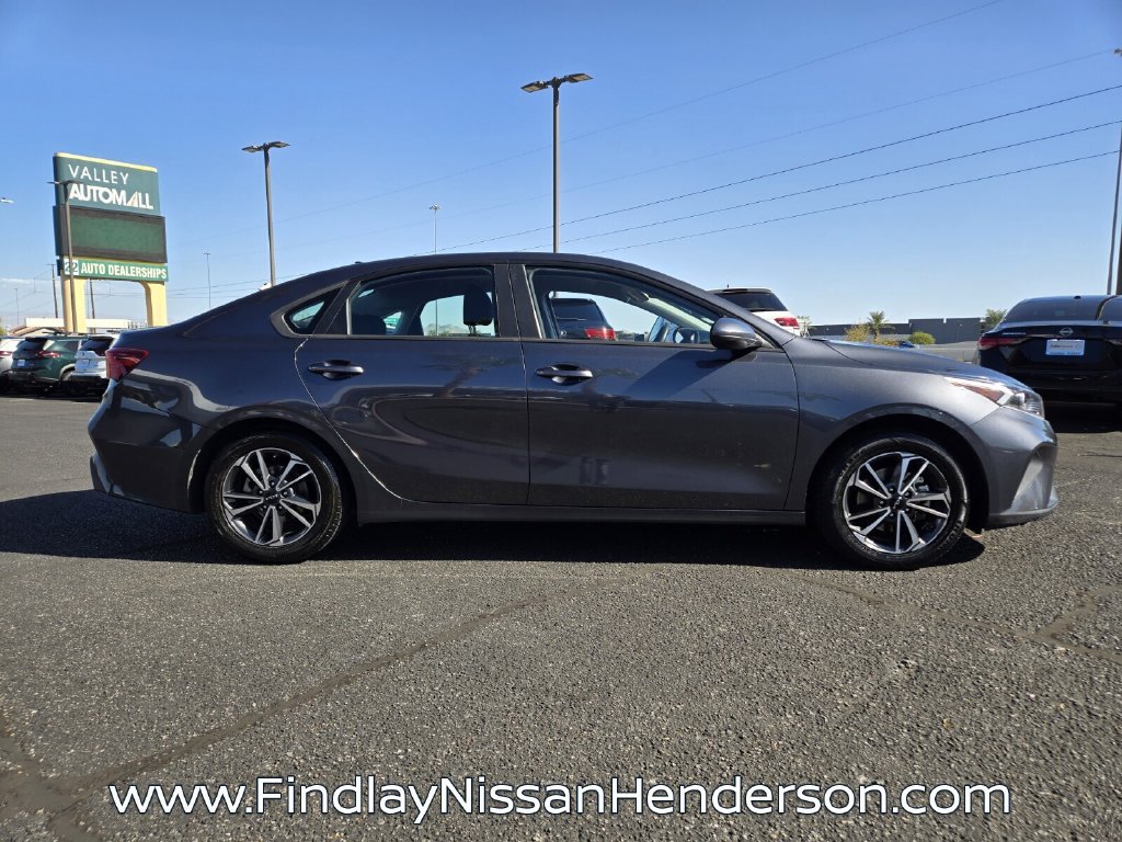 Used 2023 Kia Forte LXS FWD image 7