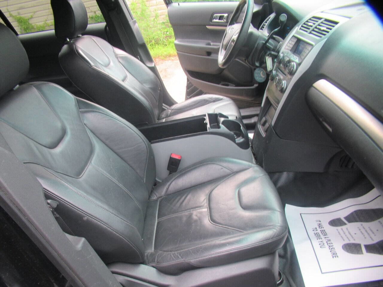 Used 2013 Ford Explorer Police Interceptor Utility AWD w/ Two-Tone Vinyl Pkg 1 image 24