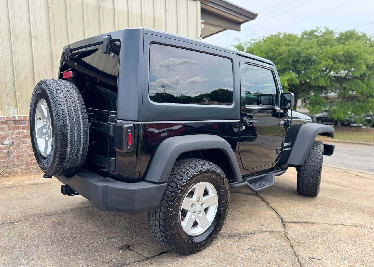Used 2016 Jeep Wrangler Sport w/ Quick Order Package 24S AWD/4WD image 6