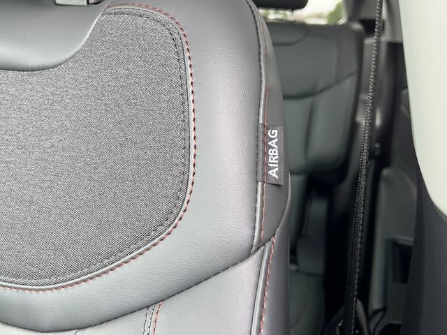 New 2026 Ford Explorer Active w/ Active Comfort Package image 17