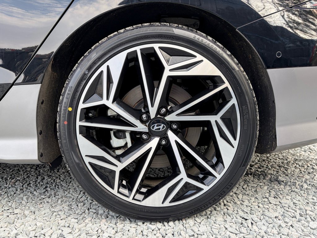 Used 2023 Hyundai Ioniq 6 Limited image 33