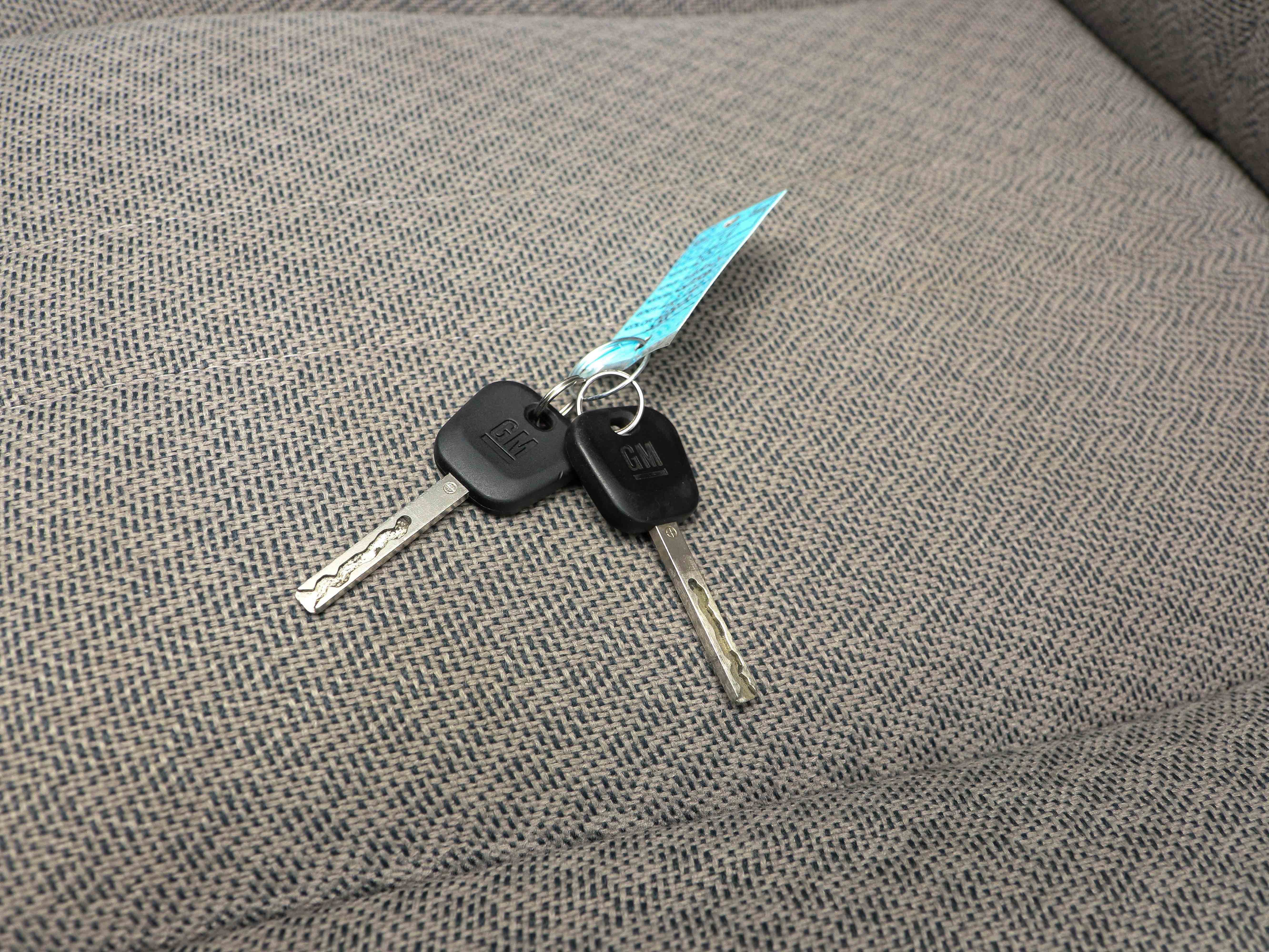 Used 2017 Chevrolet Express 2500 LS image 24