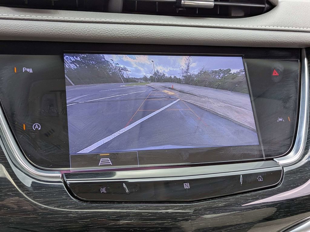 Used 2021 Cadillac XT6 Premium Luxury image 26