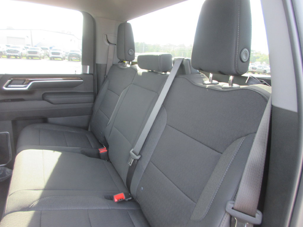 New 2026 GMC Sierra 2500 SLE w/ SLE Value Package; AWD/4WD image 14