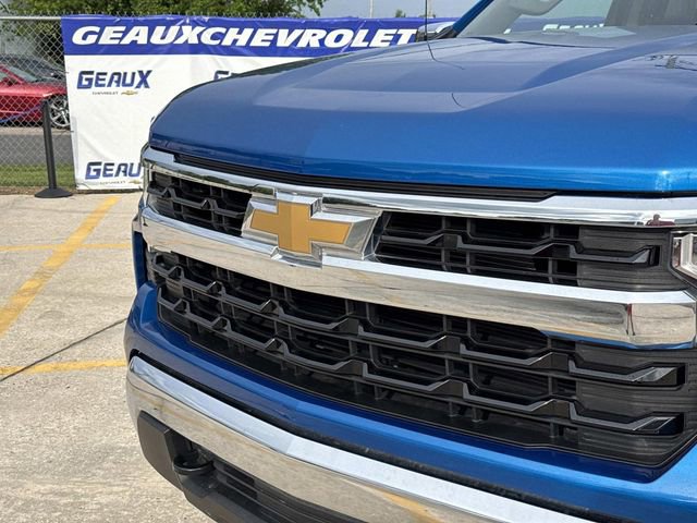 Used 2023 Chevrolet Silverado 1500 LT AWD/4WD image 3
