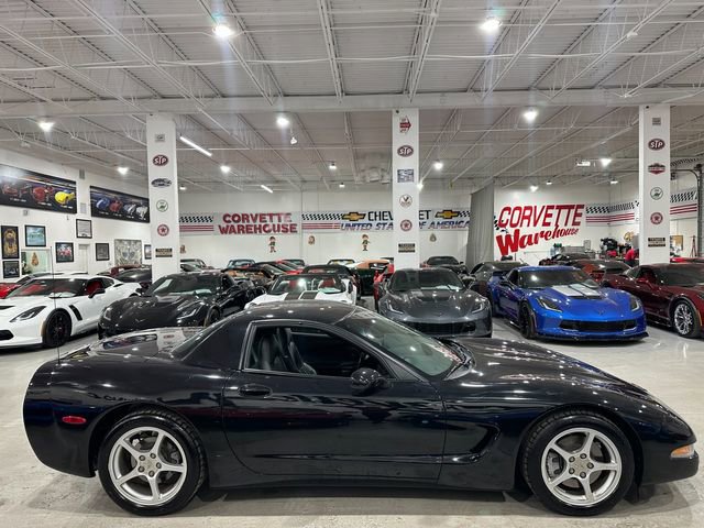 Used 2000 Chevrolet Corvette Coupe w/ Lighting Pkg image 5