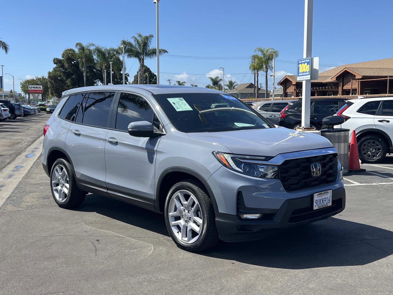 Certified 2025 Honda Passport EX-L image 28