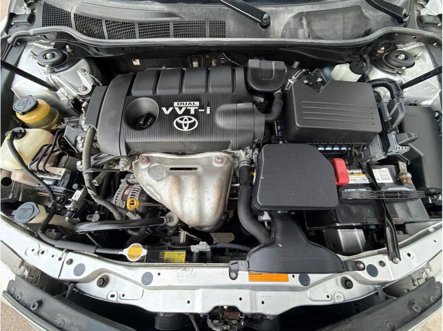 Used 2010 Toyota Camry LE FWD image 23