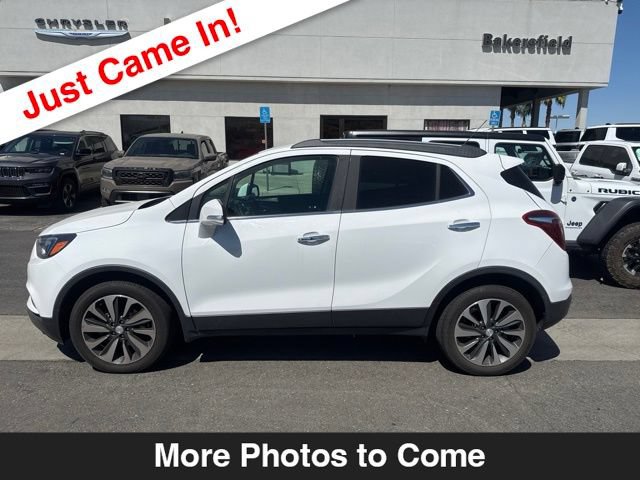Used 2020 Buick Encore Essence FWD image 2