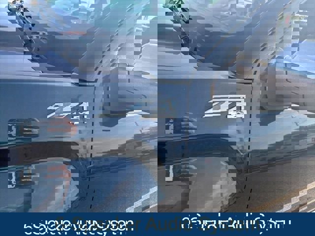 Used 2018 GMC Sierra 1500 SLT w/ SLT Premium Package image 15