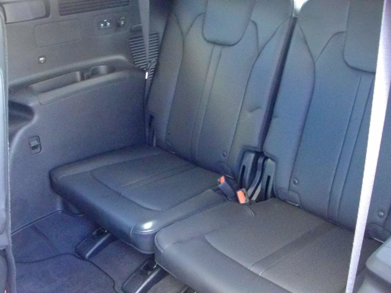 Used 2023 Kia Sorento SX AWD/4WD image 7