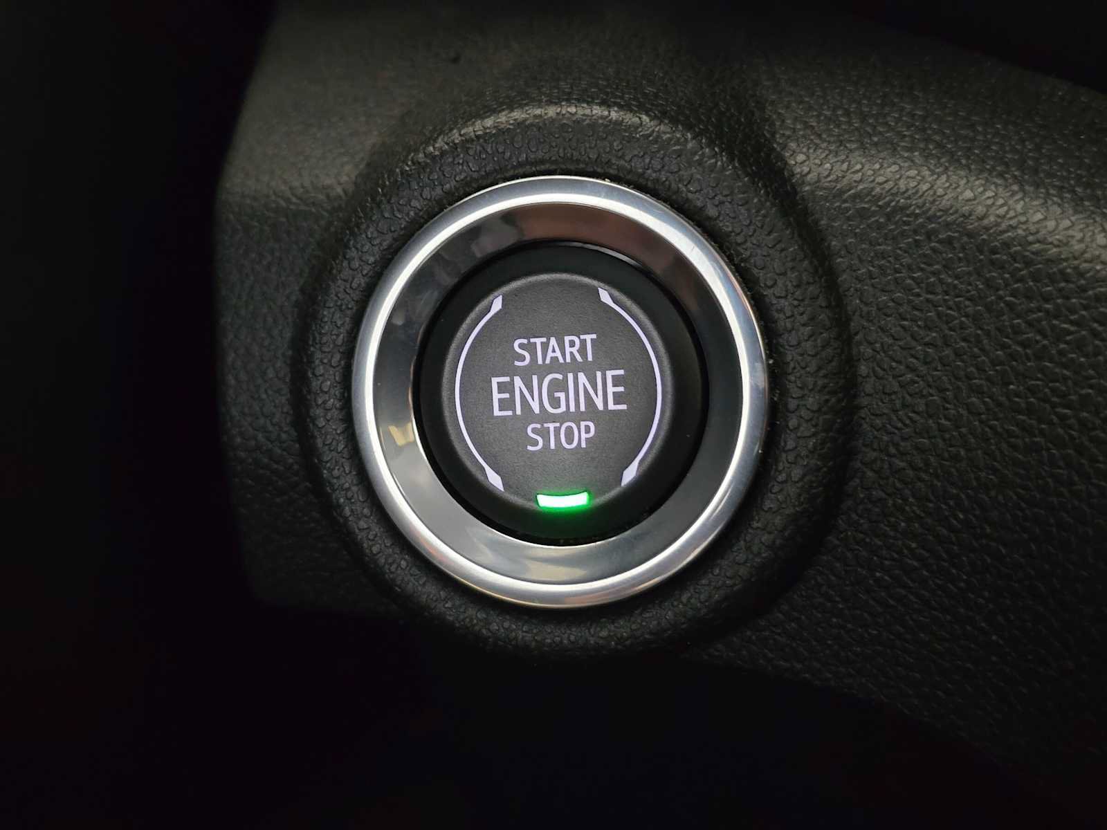 Used 2023 Chevrolet TrailBlazer LT FWD image 33