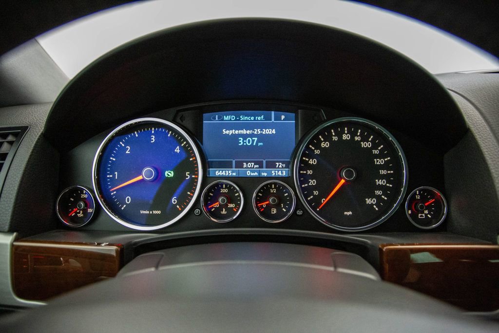 Used 2008 Volkswagen Touareg V10 TDI image 8