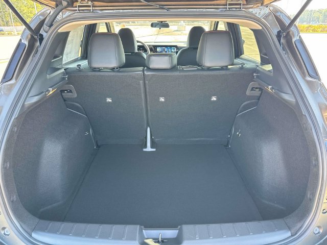 New 2027 Nissan Kicks SR FWD image 11