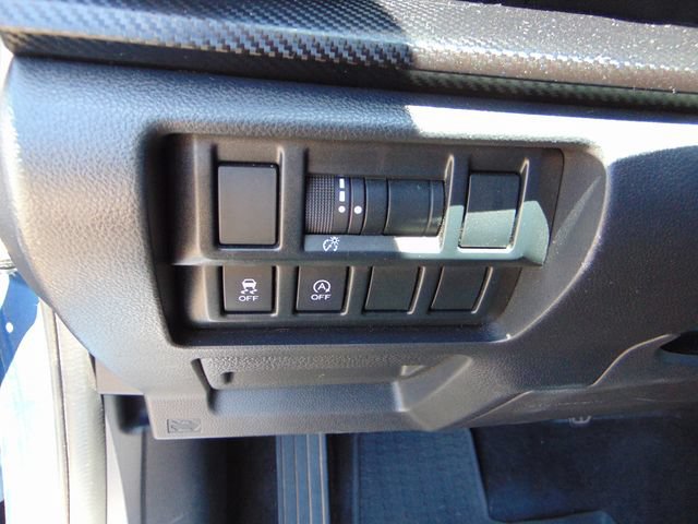 Used 2021 Subaru Crosstrek 2.0i AWD/4WD image 19