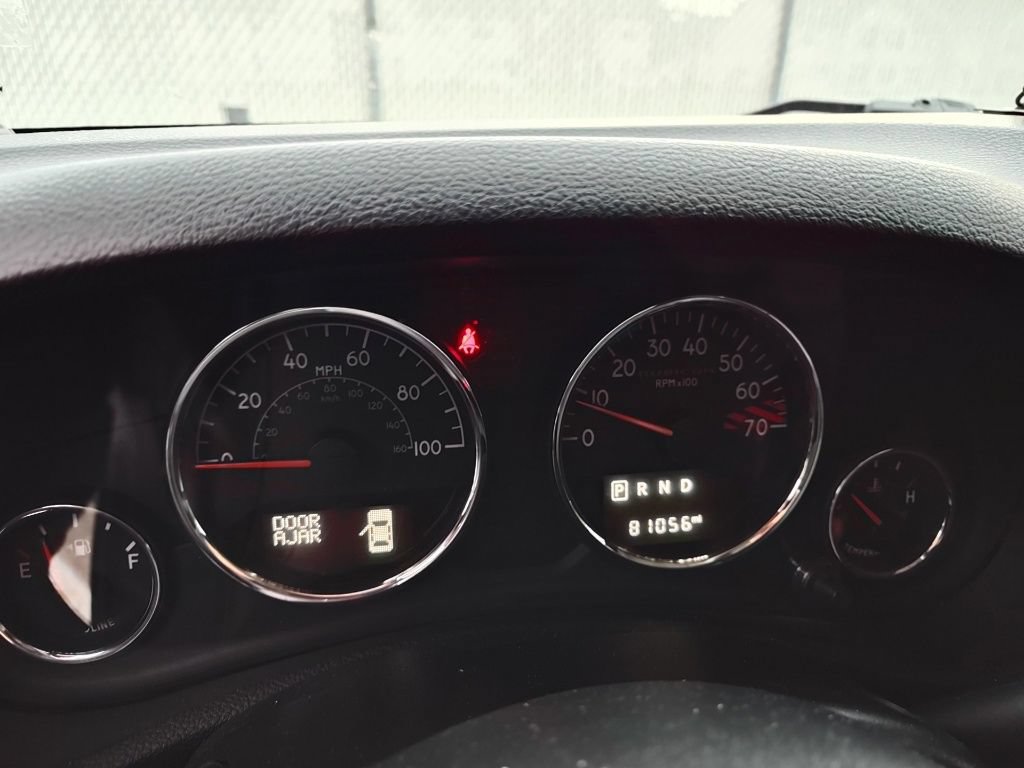 Used 2016 Jeep Wrangler Unlimited Rubicon AWD/4WD image 12