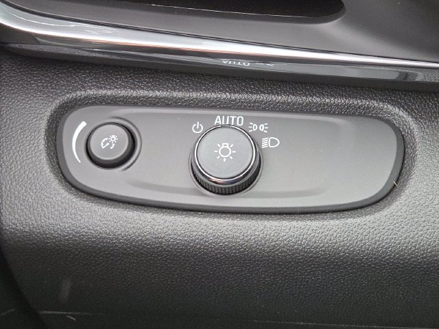 New 2026 Buick Envista Sport Touring w/ Convenience I Package FWD image 11