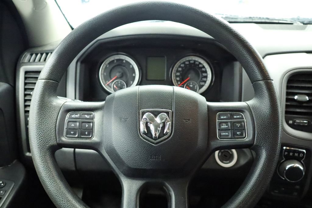 Certified 2018 RAM 1500 Express w/ Express Value Package AWD/4WD image 39