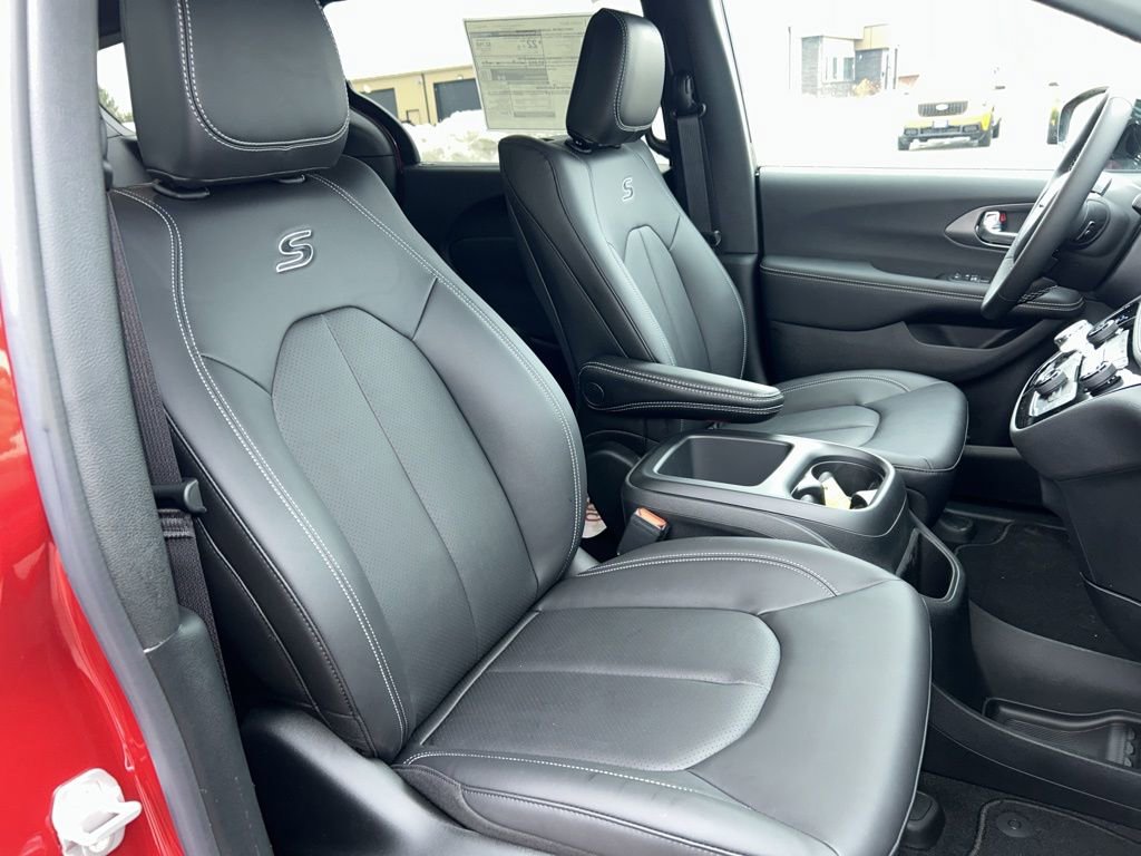 New 2026 Chrysler Pacifica Select image 27