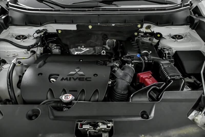 Used 2020 Mitsubishi Outlander Sport ES FWD image 14