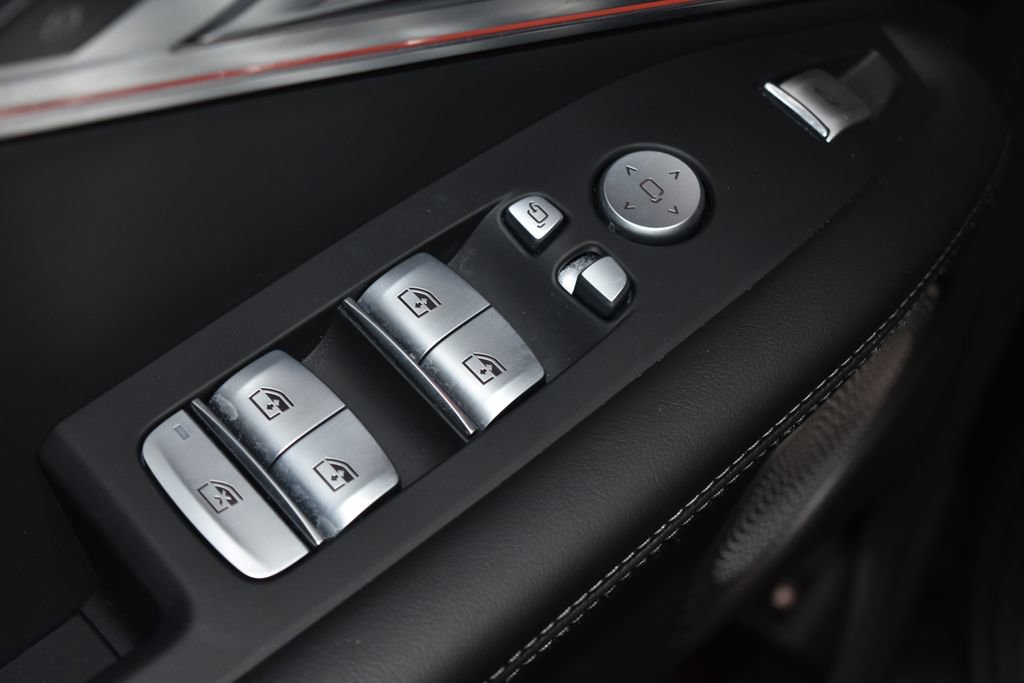 Certified 2024 BMW XM AWD/4WD image 6