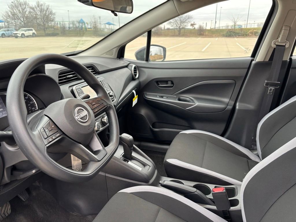 Used 2025 Nissan Versa S w/ S Plus Package image 8